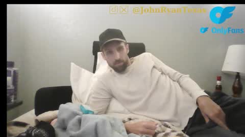 Snapshot of johnryantexas chatting on December 17, 6:03 pm Give John Ryan A Thumbs Up online show from December 17, 6:03 pm