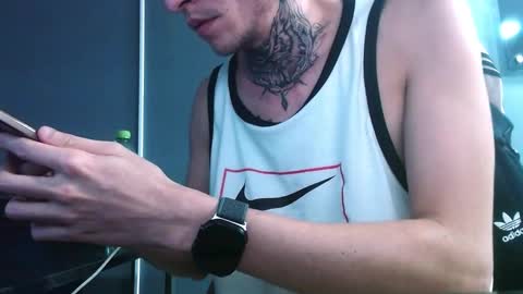 Snapshot of johnsonisaac94_ chatting on December 6, 4:47 am johnsonisaac94 online show from December 6, 4:47 am