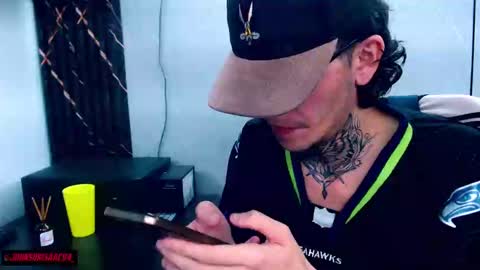 Snapshot of johnsonisaac94_ chatting on February 27, 5:02 am johnsonisaac94 online show from February 27, 5:02 am