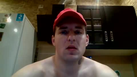 Snapshot of johny_hurdman27 chatting on December 22, 11:18 am johny27 online show from December 22, 11:18 am