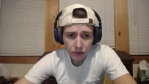 Johston online show from December 14, 2:28 am