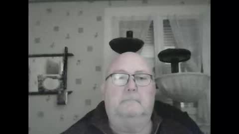 jojo60000529566 online show from December 13, 4:49 pm