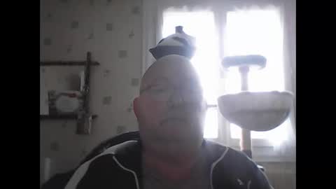 jojo60000529566 online show from December 31, 12:57 pm