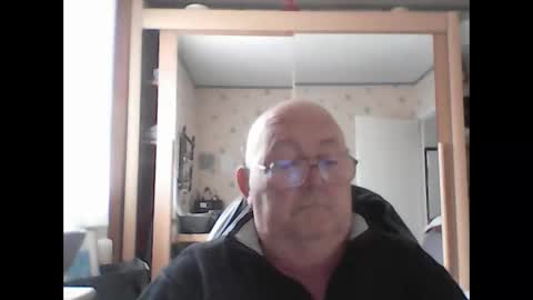 jojo60000529566 online show from June 8, 7:53 am
