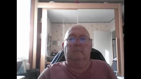 jojo60000529566 online show from June 9, 5:19 am