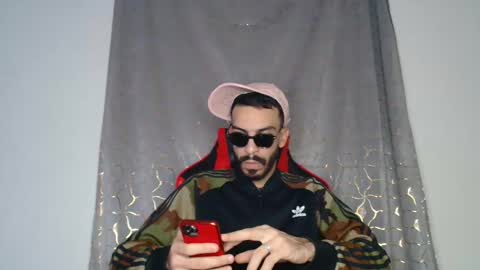 Snapshot of jokerharle1 chatting on November 18, 1:00 am ALICEARABIAN online show from November 18, 1:00 am