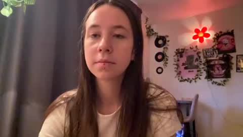 Snapshot of jolandamccammon chatting on May 20, 4:24 pm I am Joline ntmuLets hit 10 Thumbs Up together online show from May 20, 4:24 pm