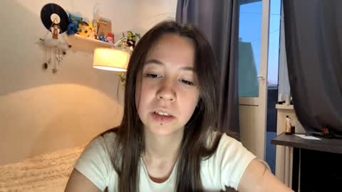 Snapshot of jolandamccammon chatting on May 22, 4:56 pm I am Joline ntmuLets hit 10 Thumbs Up together online show from May 22, 4:56 pm