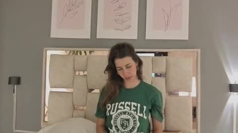 Snapshot of jolie_lov chatting on November 1, 1:35 pm jolie_lov online show from November 1, 1:35 pm