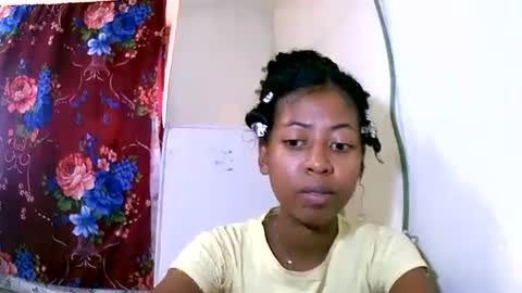 Snapshot of joliekah27 chatting on January 26, 10:45 am joliekah27 online show from January 26, 10:45 am