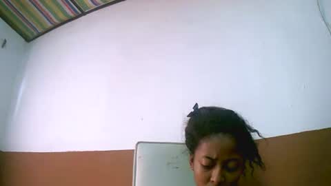 Snapshot of joliekah27 chatting on February 5, 11:55 am joliekah27 online show from February 5, 11:55 am