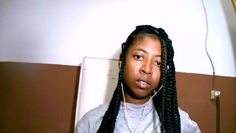 Snapshot of joliekah27 chatting on February 15, 9:04 pm joliekah27 online show from February 15, 9:04 pm