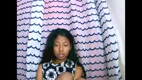 Snapshot of joliekah27 chatting on September 9, 7:52 am joliekah27 online show from September 9, 7:52 am