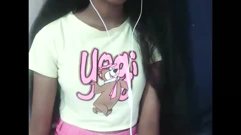 joliekah27 online show from March 2, 7:15 am