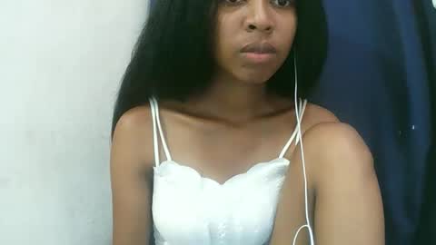 joliekah27 online show from March 3, 7:47 am