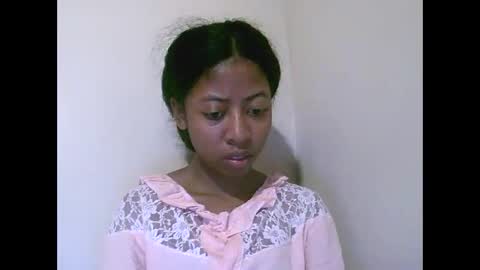Snapshot of joliekah27 chatting on May 11, 9:34 pm joliekah27 online show from May 11, 9:34 pm