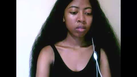 Snapshot of joliekah27 chatting on May 14, 8:59 pm joliekah27 online show from May 14, 8:59 pm
