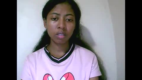 Snapshot of joliekah27 chatting on May 17, 10:50 pm joliekah27 online show from May 17, 10:50 pm