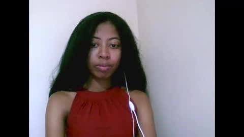Snapshot of joliekah27 chatting on May 18, 8:03 pm joliekah27 online show from May 18, 8:03 pm