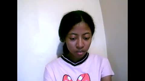 Snapshot of joliekah27 chatting on May 23, 2:43 pm joliekah27 online show from May 23, 2:43 pm