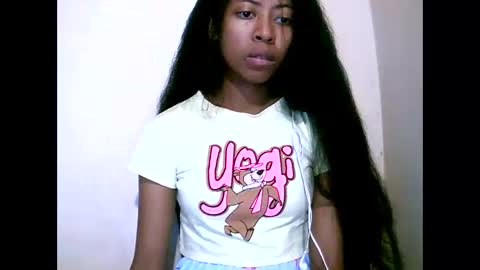 Snapshot of joliekah27 chatting on May 25, 2:56 pm joliekah27 online show from May 25, 2:56 pm
