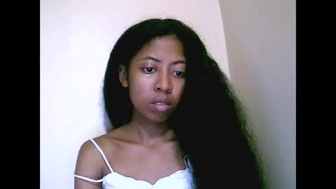 Snapshot of joliekah27 chatting on May 30, 9:23 pm joliekah27 online show from May 30, 9:23 pm