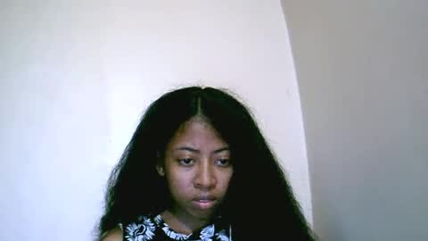 Snapshot of joliekah27 chatting on June 1, 7:26 pm joliekah27 online show from June 1, 7:26 pm