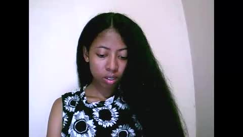 Snapshot of joliekah27 chatting on June 2, 7:49 pm joliekah27 online show from June 2, 7:49 pm