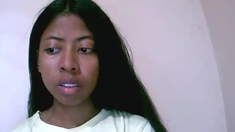 Snapshot of joliekah27 chatting on July 5, 7:48 am joliekah27 online show from July 5, 7:48 am