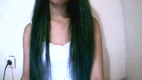 Snapshot of joliekah27 chatting on July 10, 8:40 am joliekah27 online show from July 10, 8:40 am