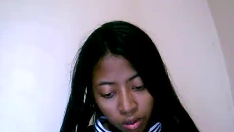 Snapshot of joliekah27 chatting on July 28, 9:37 am joliekah27 online show from July 28, 9:37 am