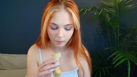 Polly  online show from January 15, 5:40 am