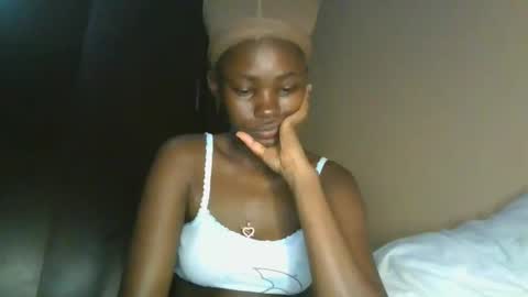 jollynabeb online show from October 31, 8:43 pm