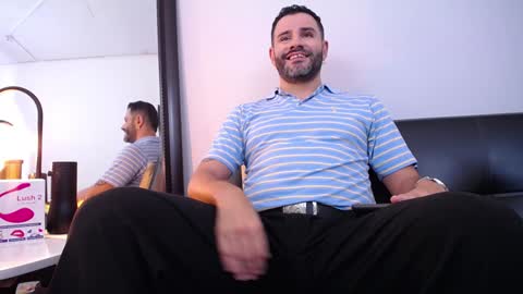 Snapshot of jonas_beard1 chatting on December 23, 7:52 pm JONAS BEARD online show from December 23, 7:52 pm