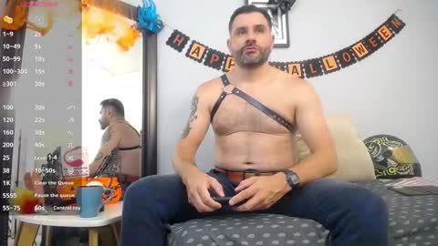 Snapshot of jonas_beard1 chatting on October 13, 8:09 pm JONAS BEARD online show from October 13, 8:09 pm