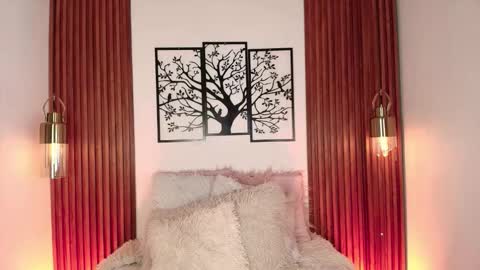 Jonas  online show from February 28, 5:19 am