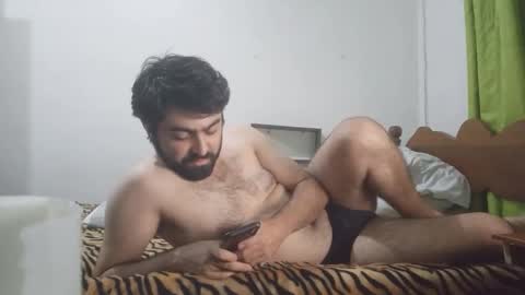 jonasf2525 online show from February 15, 5:15 am