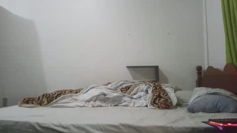 jonasf2525 online show from February 23, 2:53 am