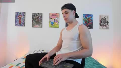 Instagram jonathanfit14 online show from March 23, 9:41 pm