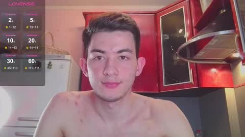 Snapshot of jonhy_merlin chatting on December 17, 12:33 pm jonhy_merlin online show from December 17, 12:33 pm