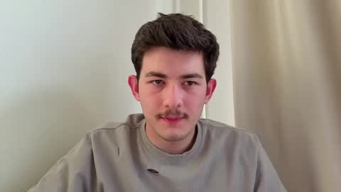 Snapshot of jonhy_merlin chatting on May 11, 4:04 pm jonhy_merlin online show from May 11, 4:04 pm