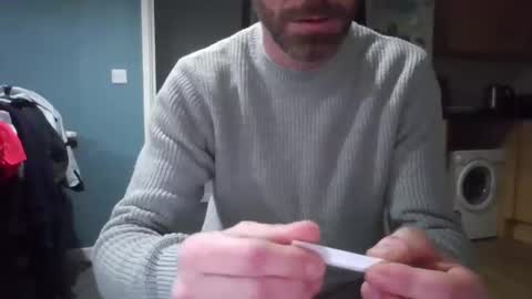 Snapshot of jonlow1 chatting on January 13, 11:19 am jonlow1 online show from January 13, 11:19 am