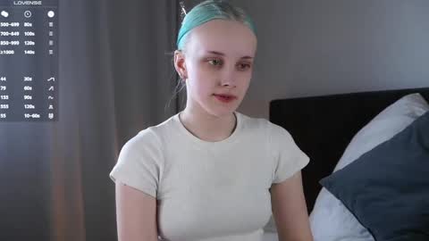 Alice online show from May 25, 12:22 pm