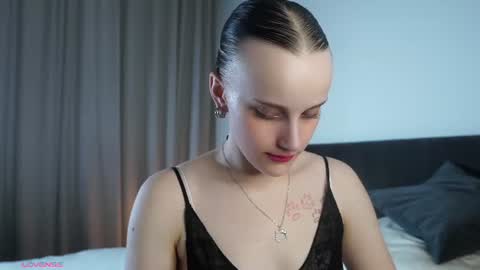 Alice online show from July 22, 12:30 pm