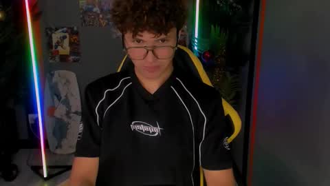 Jonny online show from December 18, 4:24 pm