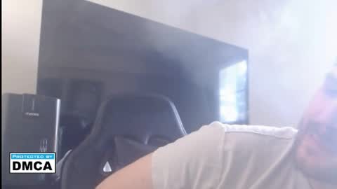 Snapshot of jonnybananas69 chatting on May 16, 3:22 pm Jonny Bans online show from May 16, 3:22 pm