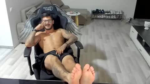 Snapshot of jonnyporn1 chatting on September 23, 10:24 pm jonnyporn1 online show from September 23, 10:24 pm