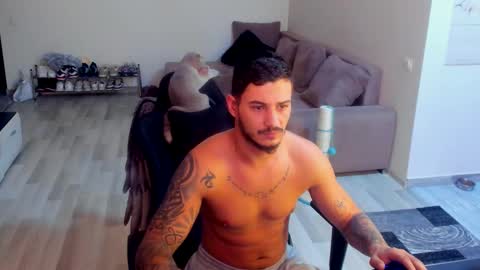 Snapshot of jonnyporn1 chatting on November 26, 10:05 am jonnyporn1 online show from November 26, 10:05 am