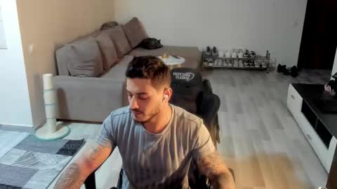 jonnyporn1 online show from January 18, 4:00 pm