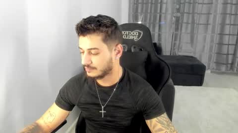 jonnyporn1 online show from February 11, 6:24 pm